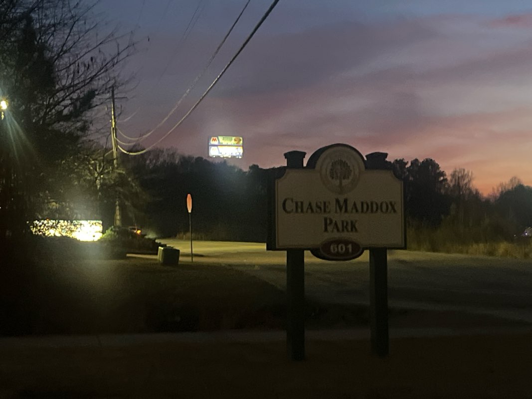 walking near me in Tanger Park in winter