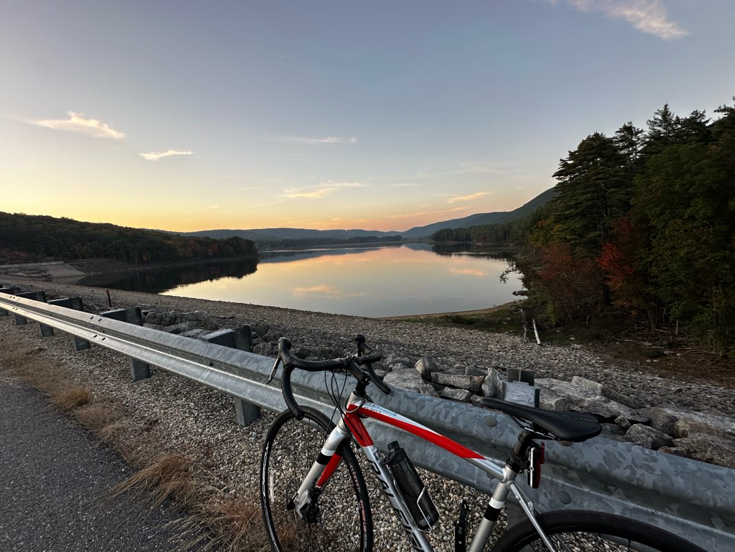 walking near me in Beech Hill Preserve in winter