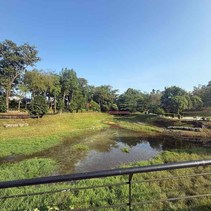 Ell Typewriter post 1