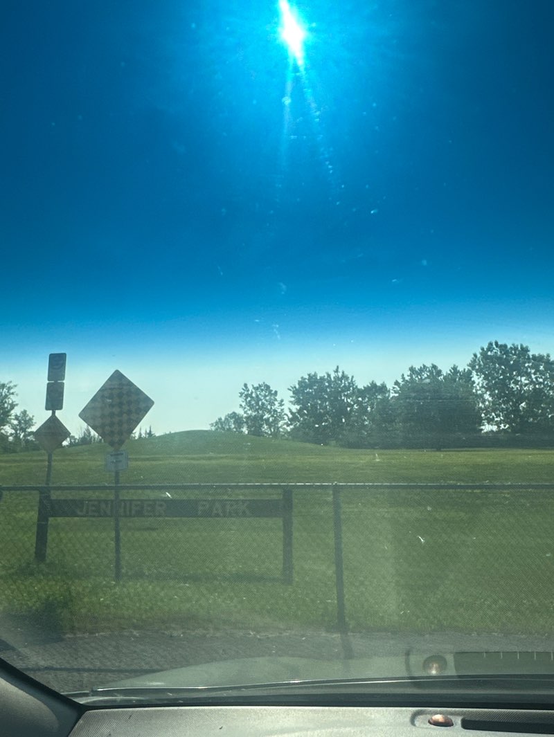 walking near me in Jennifer Park in summer