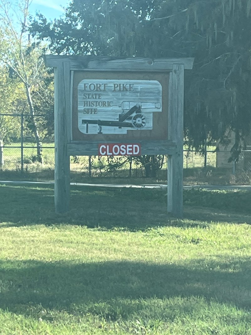 walking near me in Fort Pike State Historic Site in autumn