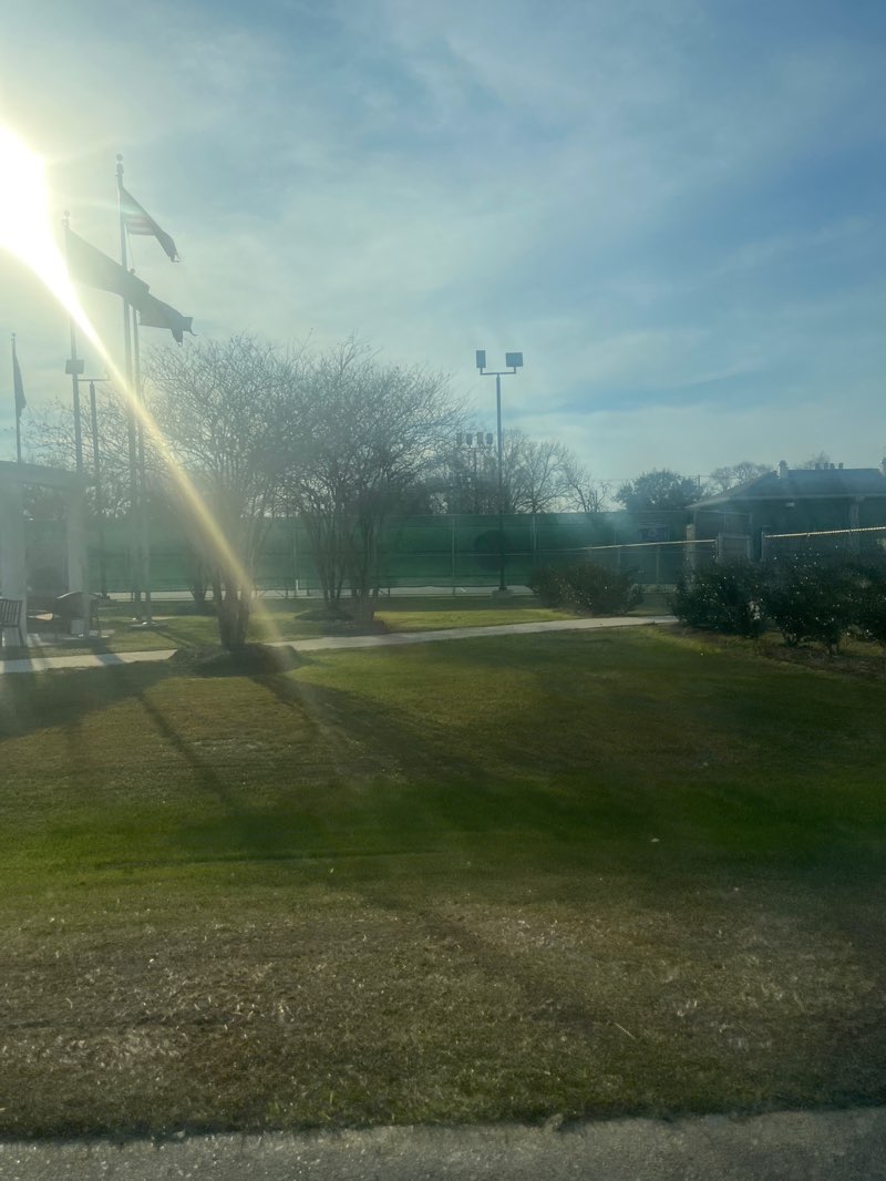 walking near me in Veterans Memorial Park in winter