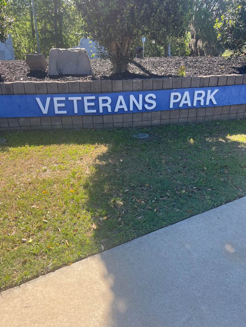 walking near me in Veterans Park in spring