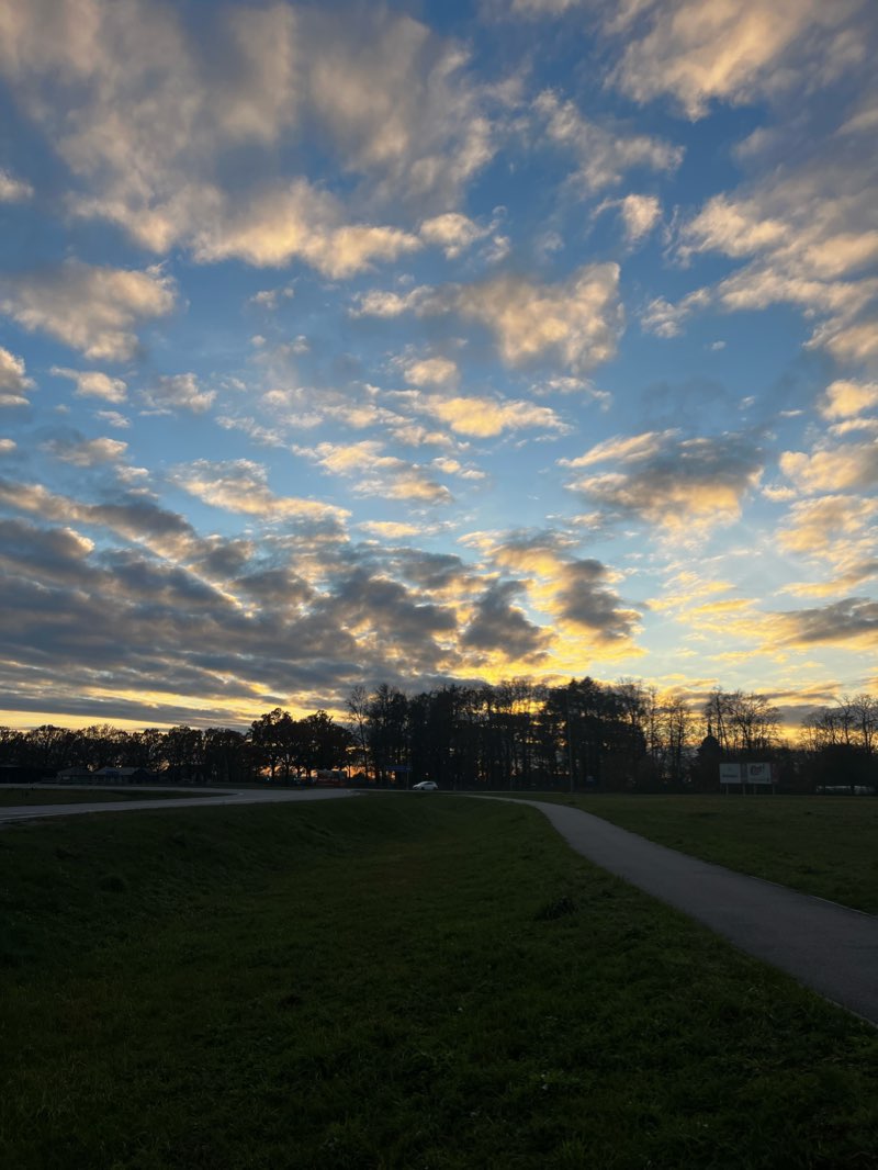 walking near me in Memoriāls in winter