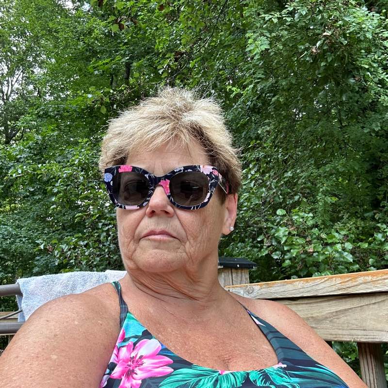 JoAnne
