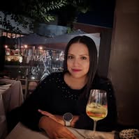 Lyzeth Medina profile