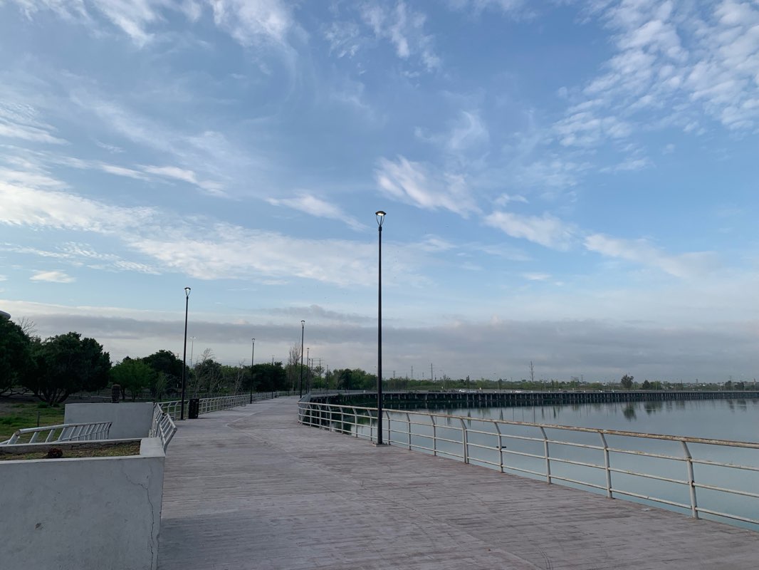 walking near me in Parque Cultural in winter