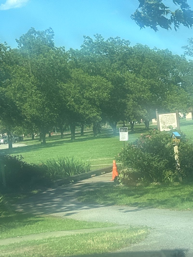 walking near me in North Peach Park in spring