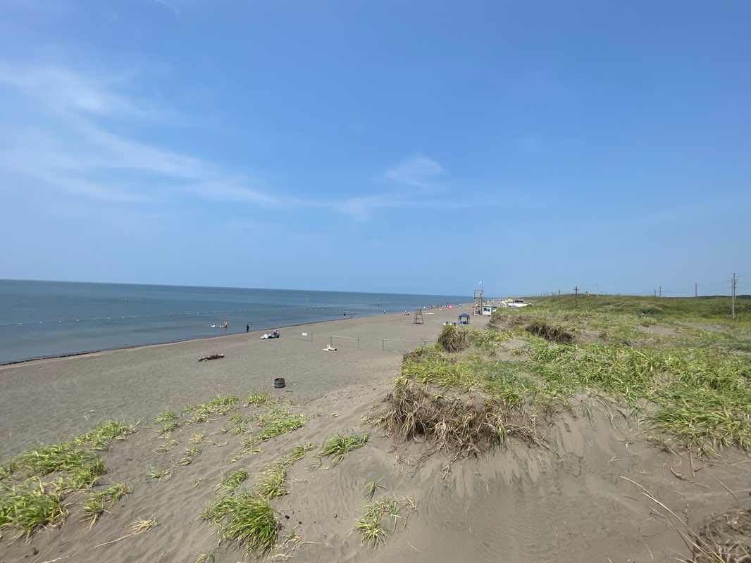 walking near me in Maeda Park in winter