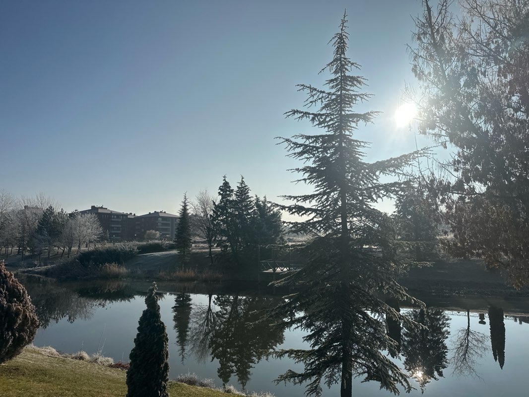walking near me in Türk Dünyası Dede Korkut Parkı in winter