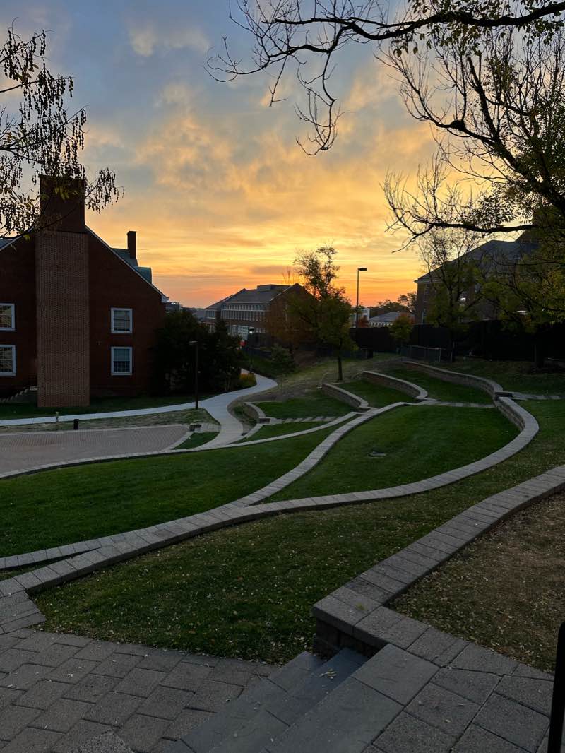 walking near me in Paint Branch Golf Complex in winter