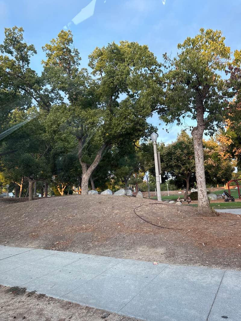 walking near me in Eaton Sunnyslope Park in autumn