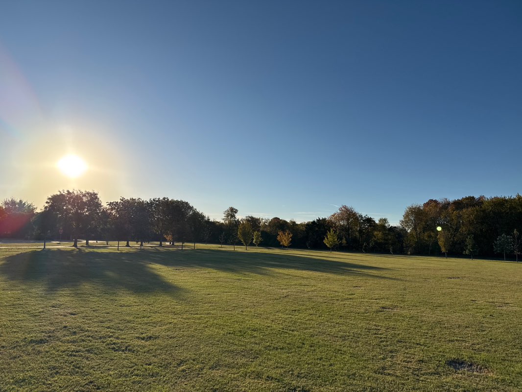 walking near me in Stacy Ridge Park in autumn