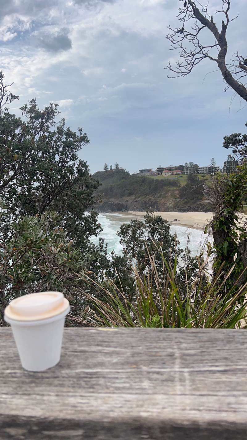 walking near me in Oxley Park in summer