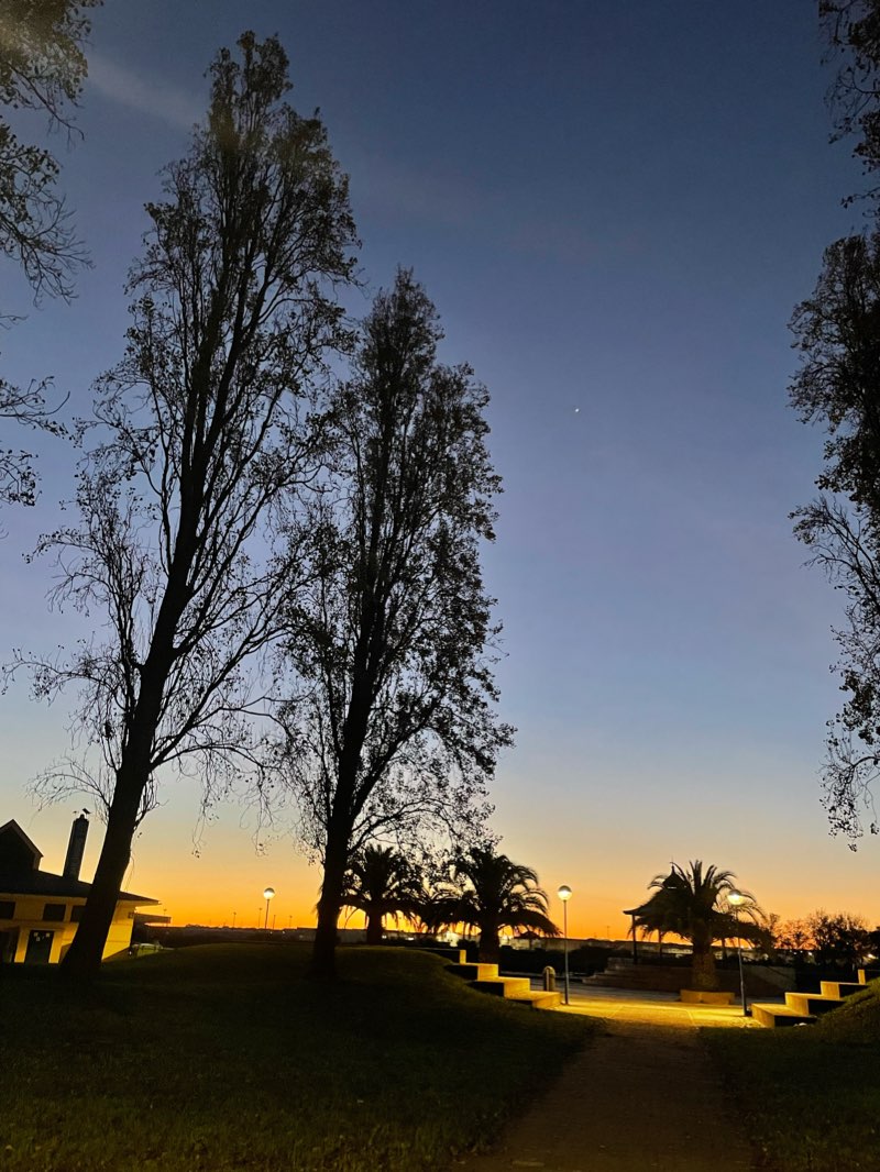 walking near me in Parque das Salinas in winter