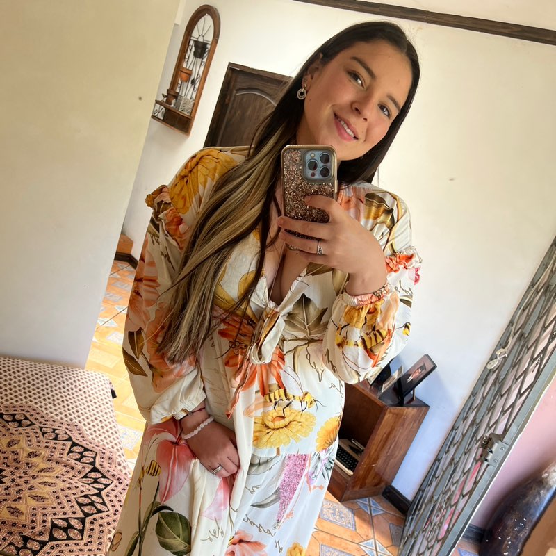 Sharon Ugalde profile