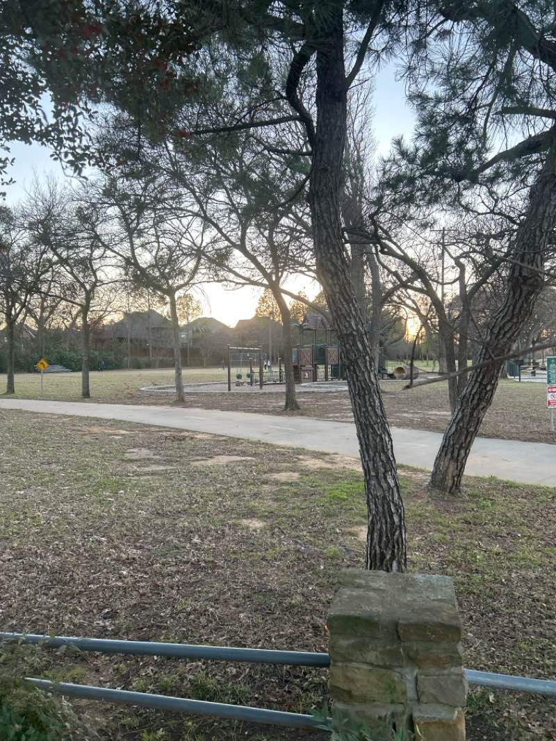 walking near me in Bob Eden Park in winter