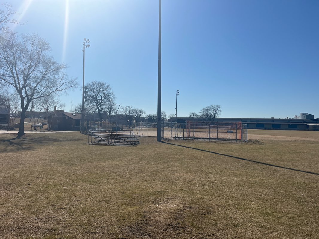 walking near me in Summit Park in spring