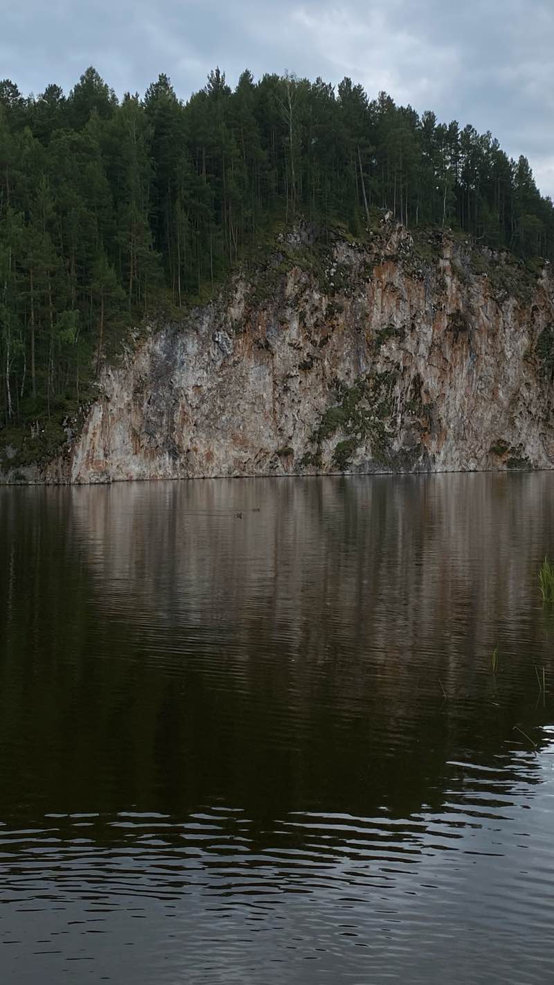walking near me in Площадь Победы in winter