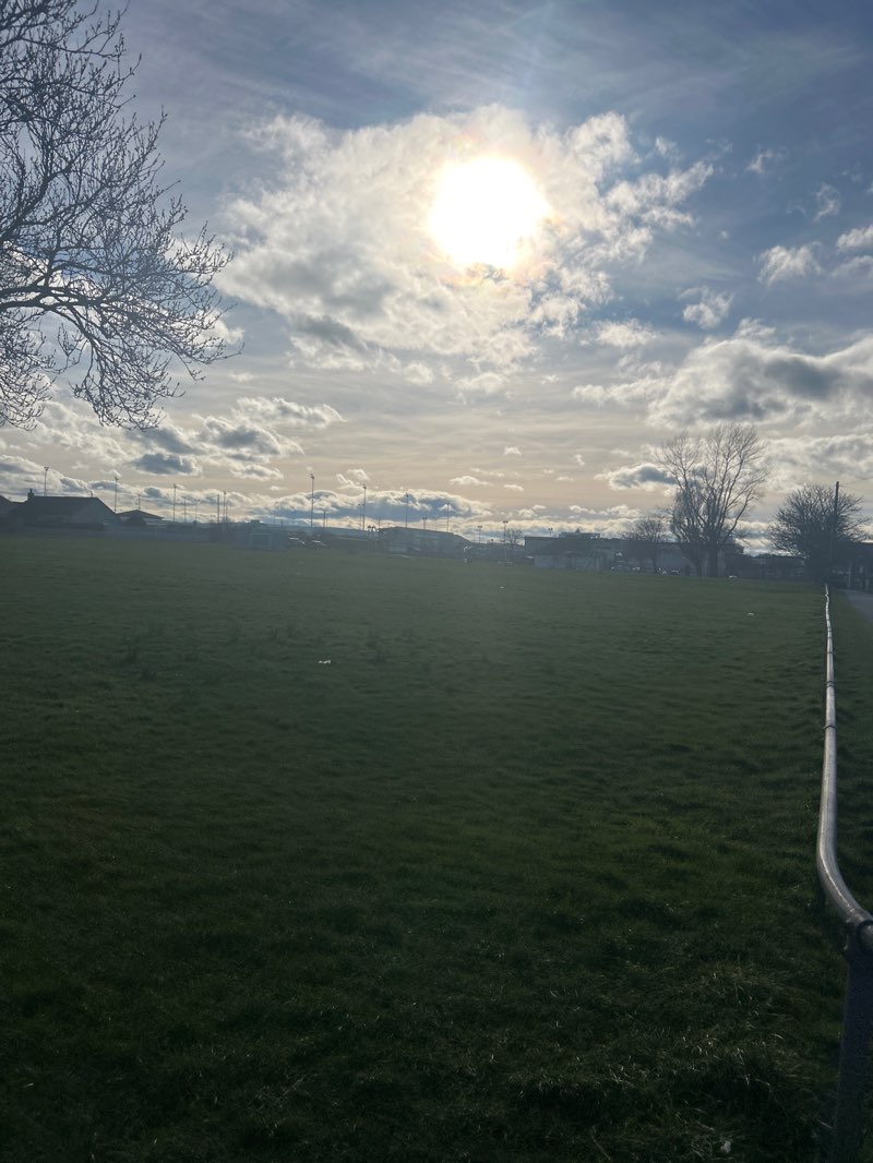 walking near me in Ian Johnston Park in spring