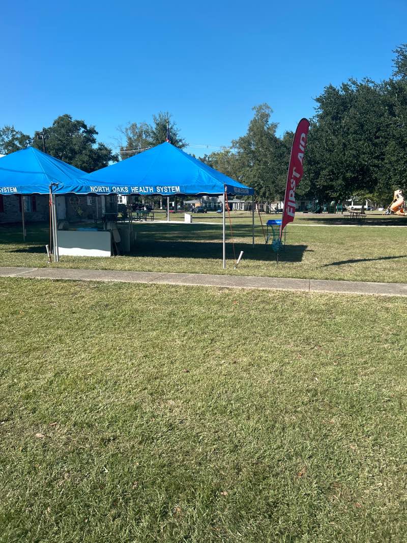 walking near me in Memorial Park in autumn
