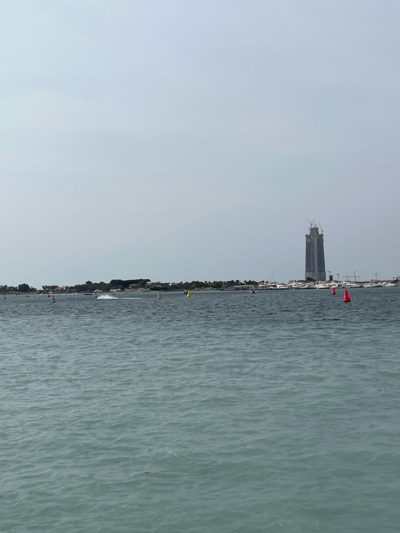 walking near me in Obhur Park in winter