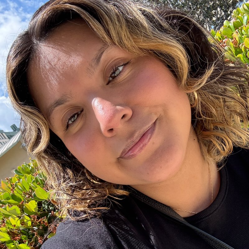 Ivette profile