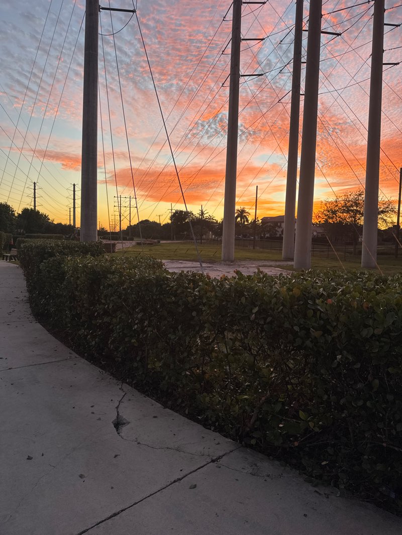 walking near me in Monterra Linear Park North in winter