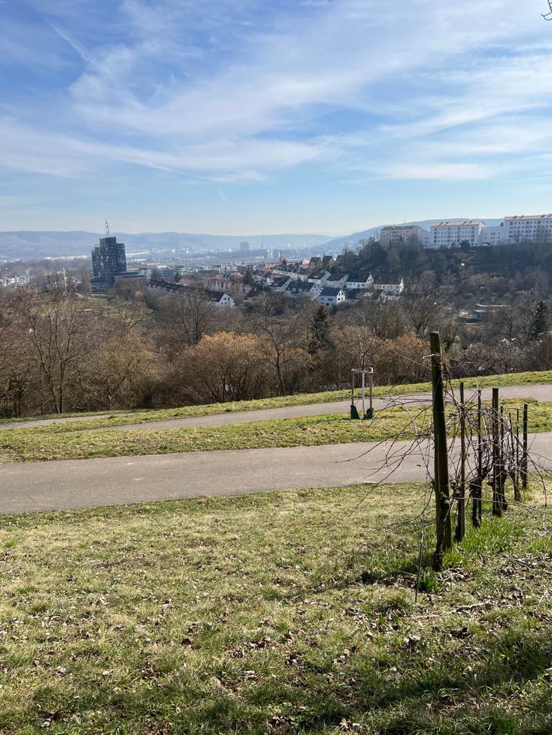 walking near me in Wartberg in spring