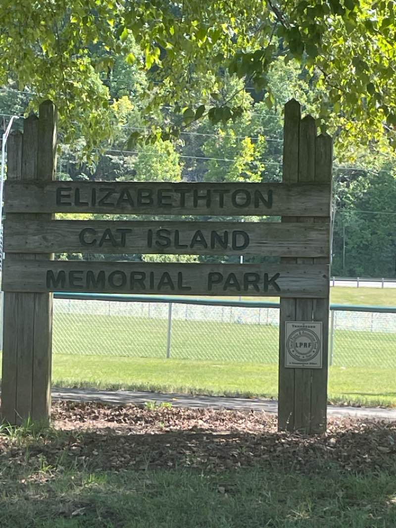 walking near me in Cat Island Park in autumn