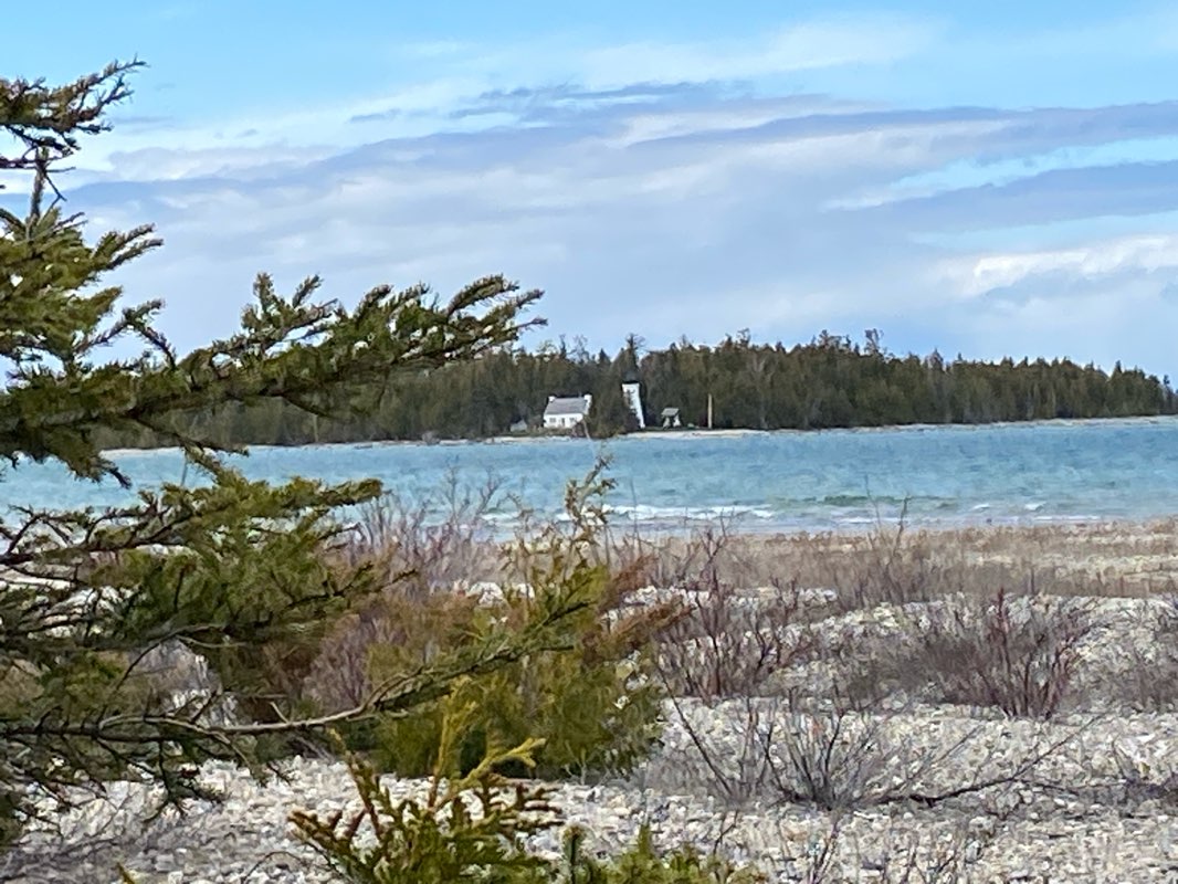 walking near me in Crystal Point Park in spring
