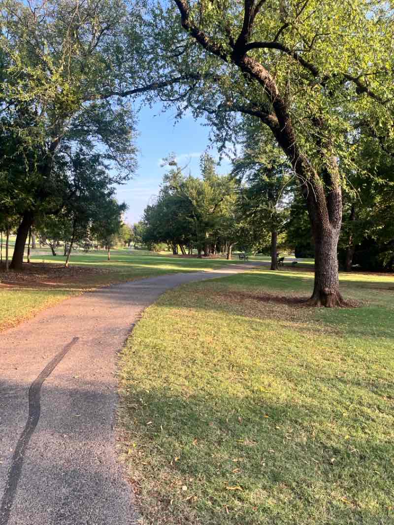 walking near me in Woods Park in autumn