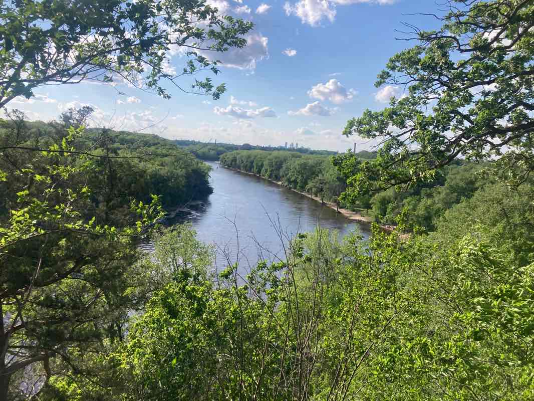 walking near me in Mississippi Gorge Regional Park in winter