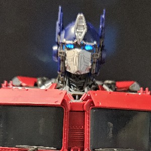 Optimus-past-his-Prime