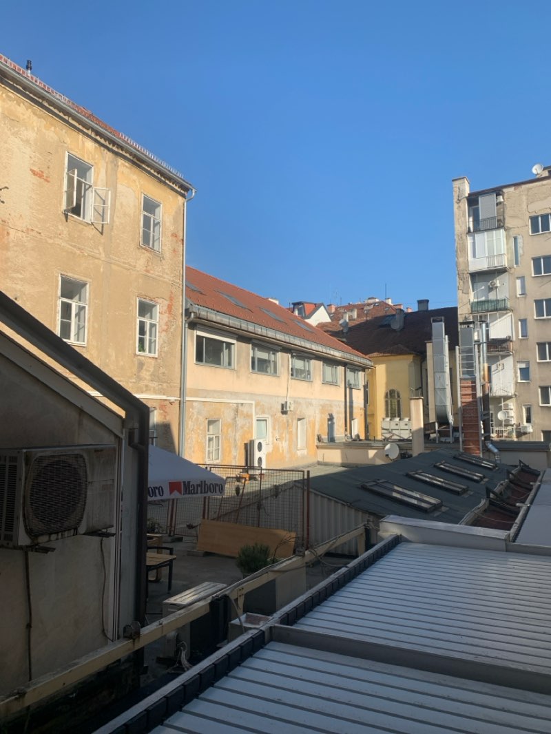 walking near me in Park Stara Trešnjevka in spring