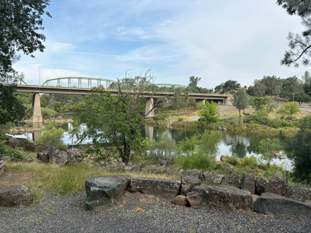 walking near me in Feather River Nature Center/Native Plant Park in spring