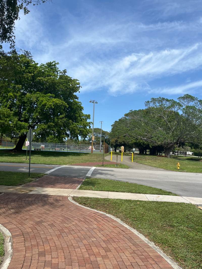 walking near me in Kennedy Park in spring