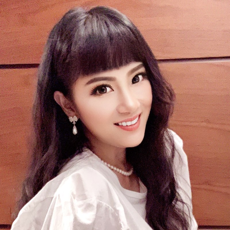 1家Vivian陳瑀希 profile