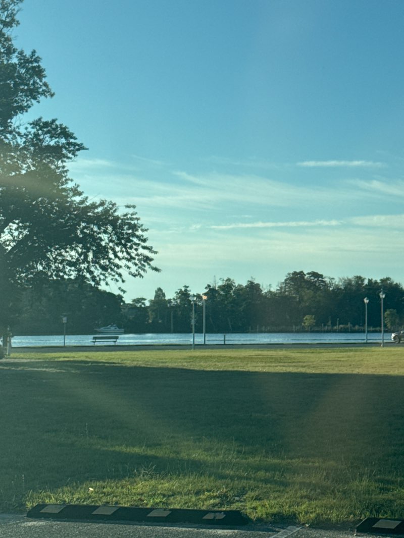 walking near me in Mathis Veterans Memorial Park in autumn