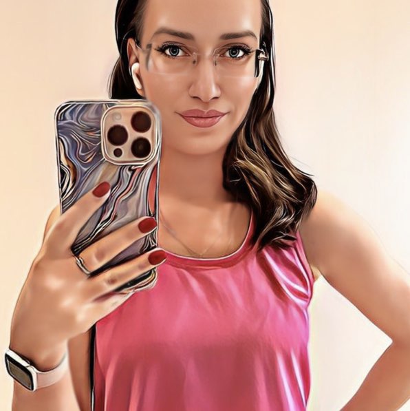 Ксюнь учится бегать)