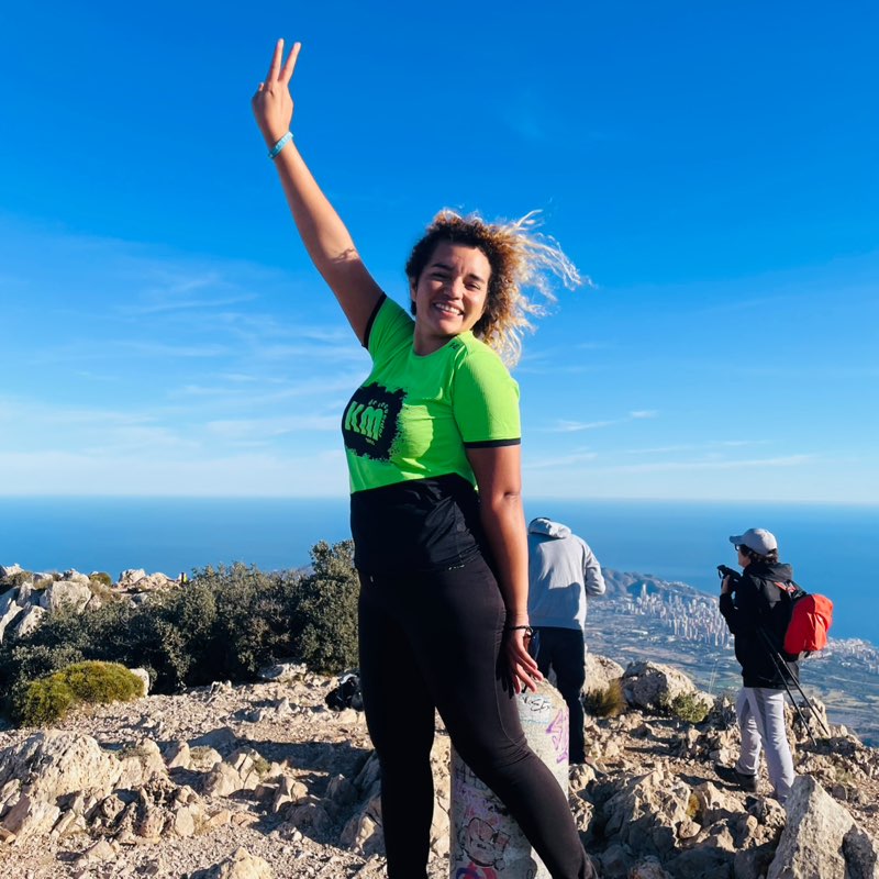 Kenia Pereira profile