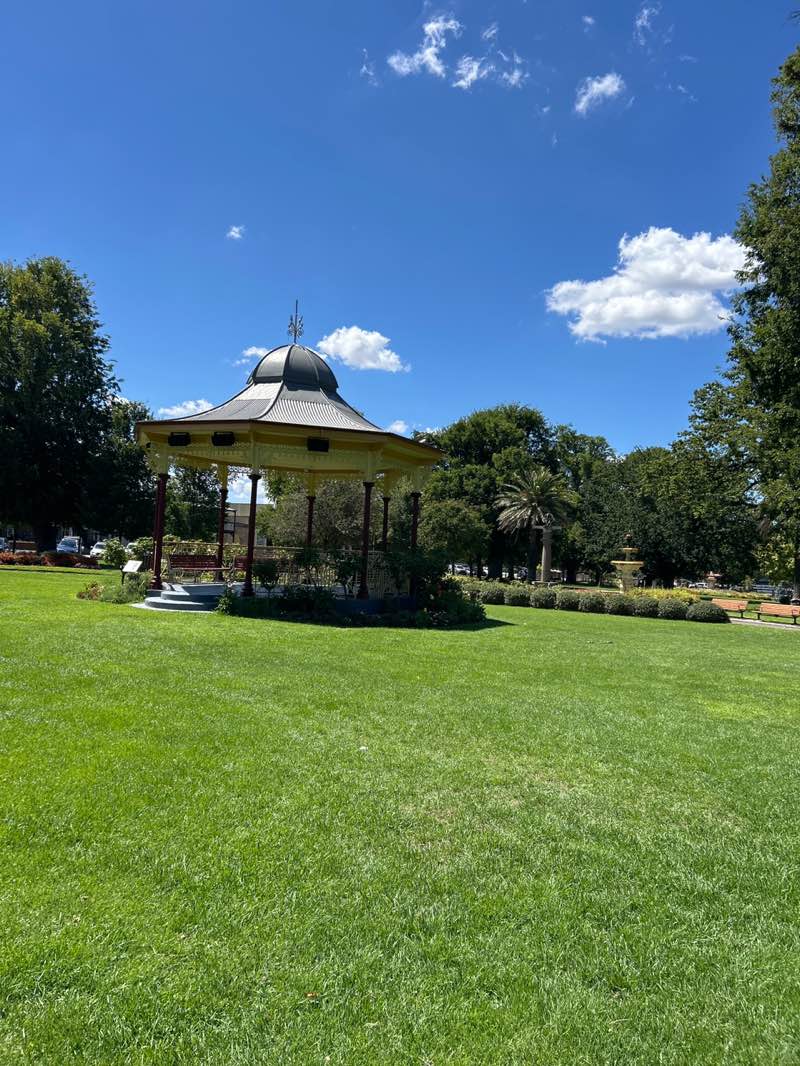 walking near me in Belmore Park in summer