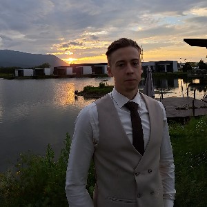 Gyűjtő Robert icon