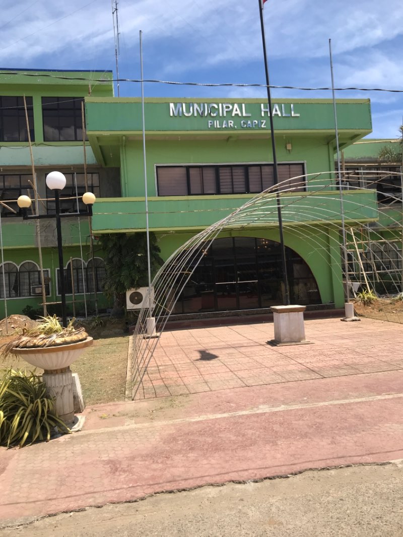 walking near me in Leganes Town Plaza in winter