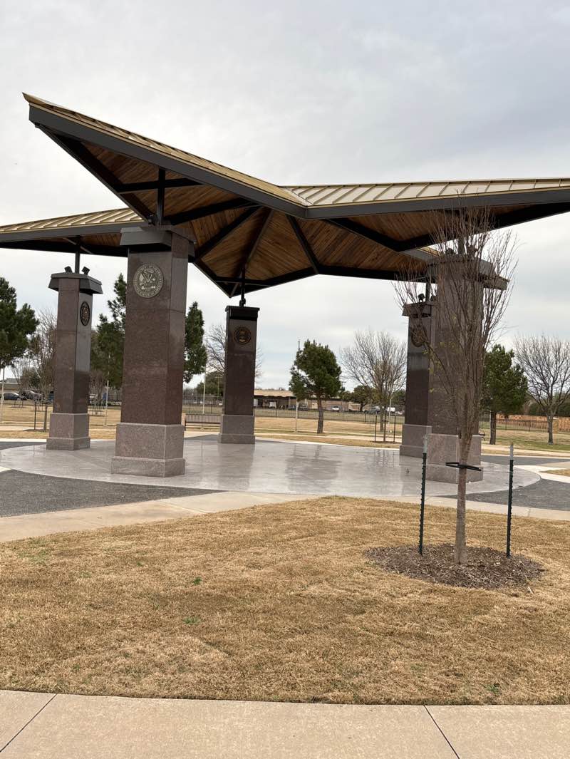 walking near me in Veterans Memorial Park in spring