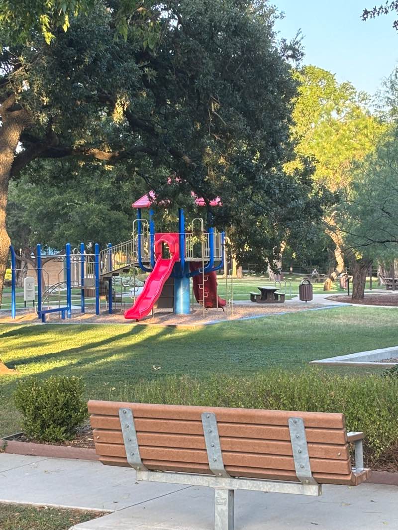 walking near me in Carr Park in autumn