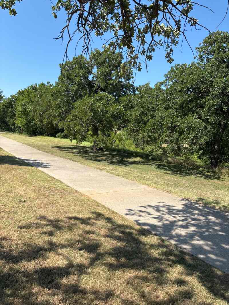 walking near me in Randol Mill Park in summer