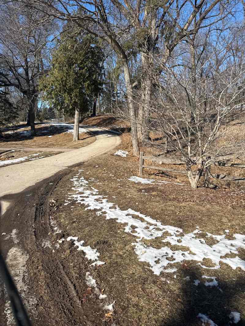 walking near me in Post Farm Park in winter