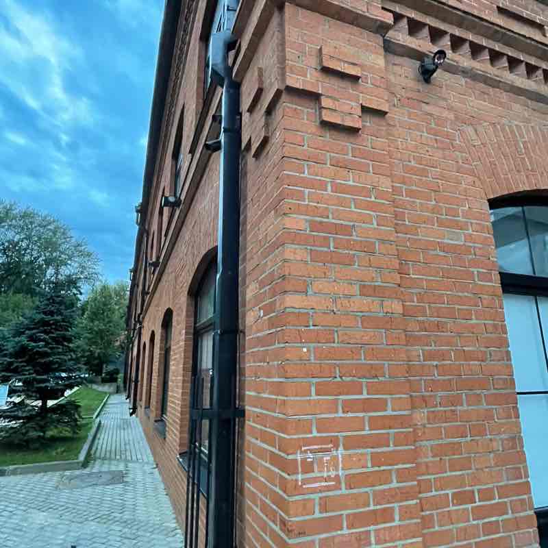 Anton Póminov post 3