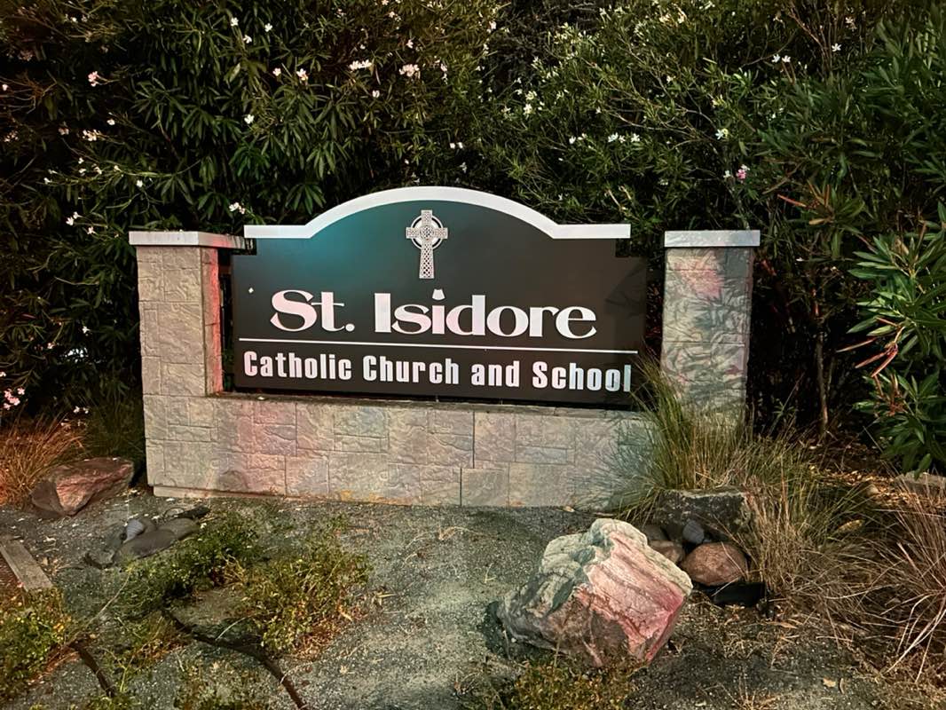 walking near me in La Vista Park in autumn